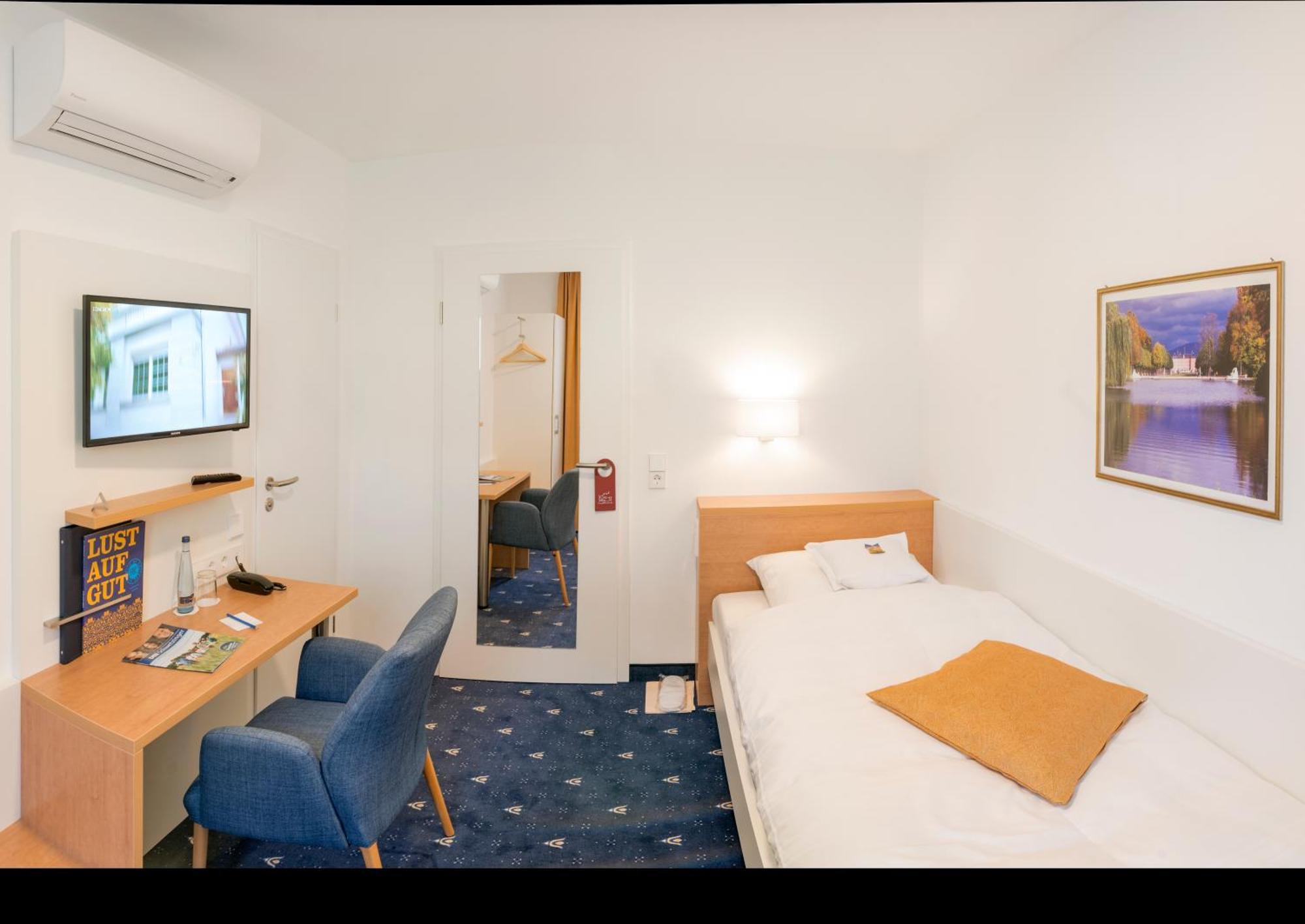 Hotel Adler Post Schwetzingen Extérieur photo