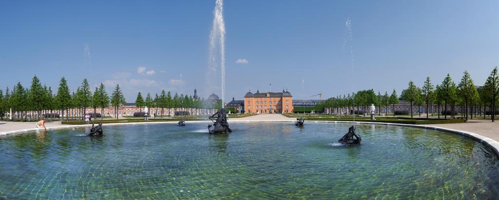 Hotel Adler Post Schwetzingen Extérieur photo