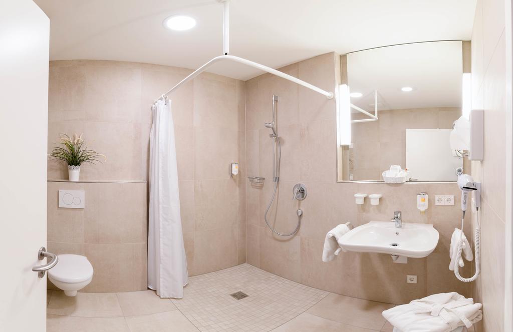 Hotel Adler Post Schwetzingen Extérieur photo