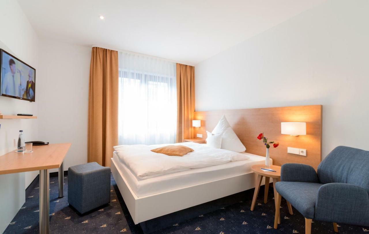 Hotel Adler Post Schwetzingen Extérieur photo